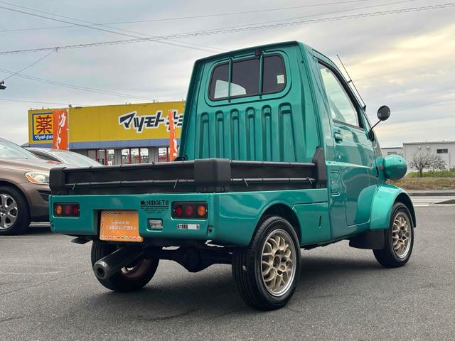 ミゼットII Ｄタイプ　フロア５ＭＴ車　社外マフラー　社外ホイール　社外テールランプ　社外シフトノブ　社外シート　社外ハンドル　社外ヘッドライト　社外キーレス　Ｂｌｕｅｔｏｏｔｈ機能　ＡＵＸ　車検Ｒ９年４月（42枚目）