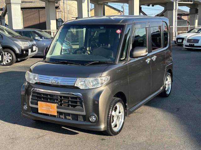 タント カスタムＸ　ドライブレコーダー　電動スライドドア　ナビ　ＴＶ　ＨＩＤ　スマートキー　アイドリングストップ　電動格納ミラー　ベンチシート　ＣＶＴ　盗難防止システム　ＡＢＳ　アルミホイール　衝突安全ボディ　エアコン（4枚目）