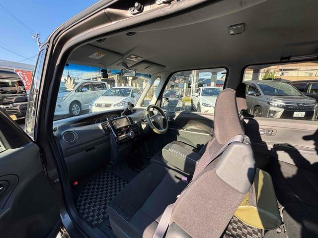 タント カスタムＸ　ドライブレコーダー　電動スライドドア　ナビ　ＴＶ　ＨＩＤ　スマートキー　アイドリングストップ　電動格納ミラー　ベンチシート　ＣＶＴ　盗難防止システム　ＡＢＳ　アルミホイール　衝突安全ボディ　エアコン（41枚目）