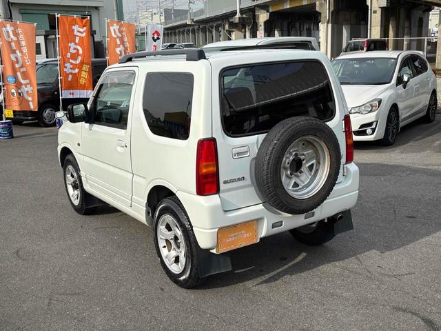 ジムニー ＦＩＳフリースタイルワールドカップリミテッド　４ＷＤ　キーレスエントリー　電動格納ミラー　シートヒーター　ＡＴ　ＡＢＳ　ＣＤ　ＵＳＢ　ルーフレール　アルミホイール　衝突安全ボディ　エアコン　パワーウィンドウ（31枚目）