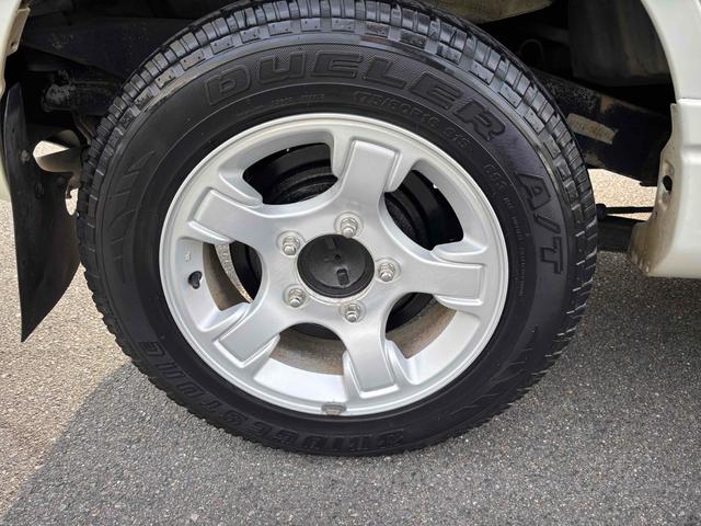 ジムニー ＦＩＳフリースタイルワールドカップリミテッド　４ＷＤ　キーレスエントリー　電動格納ミラー　シートヒーター　ＡＴ　ＡＢＳ　ＣＤ　ＵＳＢ　ルーフレール　アルミホイール　衝突安全ボディ　エアコン　パワーウィンドウ（35枚目）