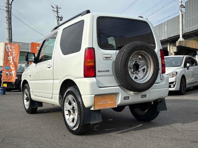 ジムニー ＦＩＳフリースタイルワールドカップリミテッド　４ＷＤ　キーレスエントリー　電動格納ミラー　シートヒーター　ＡＴ　ＡＢＳ　ＣＤ　ＵＳＢ　ルーフレール　アルミホイール　衝突安全ボディ　エアコン　パワーウィンドウ（61枚目）