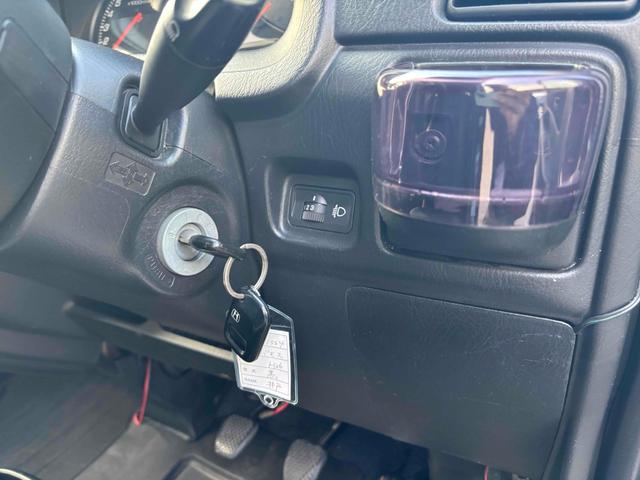 バモスホビオプロ ベースグレード 4WD MT ETC 両側スライドドア アイドリングストップ エアコン パワーウィンドウ 運転席エアバッグ 助手席エアバッグ CD(26枚目)