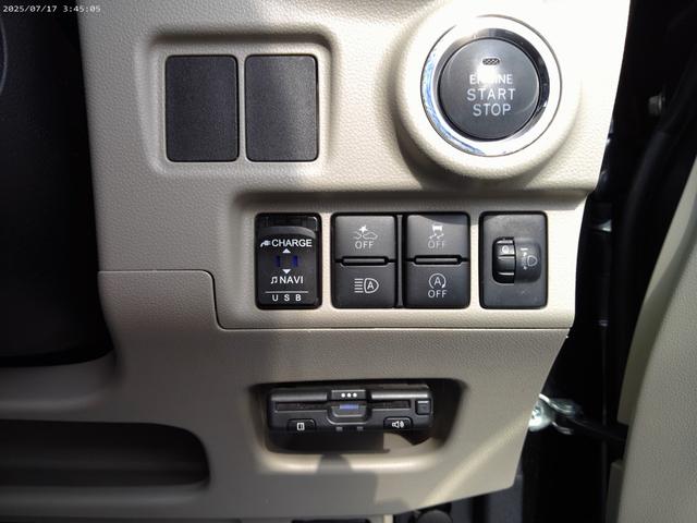 DAIHATSU CAST STYLE G LIMITED SA III