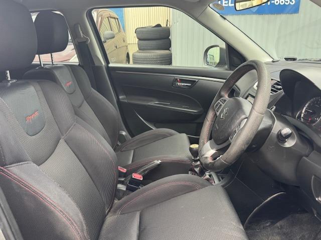 スイフトスポーツ ベースグレード(10枚目)