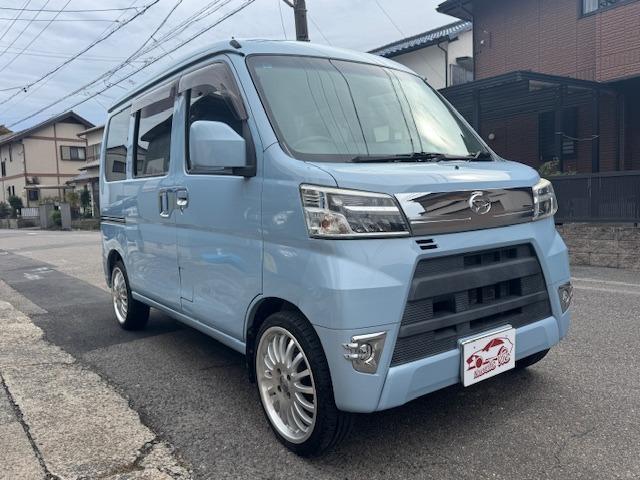 ハイゼットカーゴ クルーズターボ 4WD/5MT/ターボ/カーナビ/バックカメラ/ETC/フルセグTV/Bluetooth/キーレス/(5枚目)