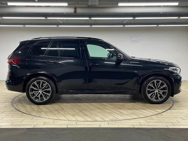 Ｘ５ ｘＤｒｉｖｅ　３５ｄ　Ｍスポーツ　メーカーナビ　フルセグ　Ｂｌｕｅｔｏｏｔｈ　パーキングアシストプラス　禁煙　黒革　ＬＥＤヘッドライト　ディーゼルＴＢ　液晶メーター　アダクティブクルコン　ブラインドスポット　アップルカープレイ（14枚目）