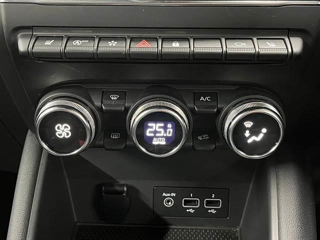 インテンス　テックパック　黒革　センタリングアシスト　フルセグ　ディスプレーオーディオ　ＡｐｐｌｅＣａｒＰｌａｙ　電動シート　シートヒーター　ドライブレコーダー　ＬＥＤ　アダプティブクルコン　レーンキープ(12枚目)