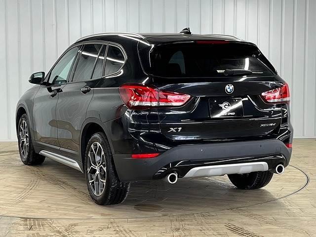 Ｘ１ ｘＤｒｉｖｅ　１８ｄ　ｘライン　メーカーナビ　フルセグ　ＡｐｐｌｅＣａｒＰｌａｙ　４ＷＤ　アダプティブクルコン　インテリジェントセーフティ　レーンキープ　ブラインドスポット　ハーフレザー　ブラックキドニーグリル　ＬＥＤライト（16枚目）