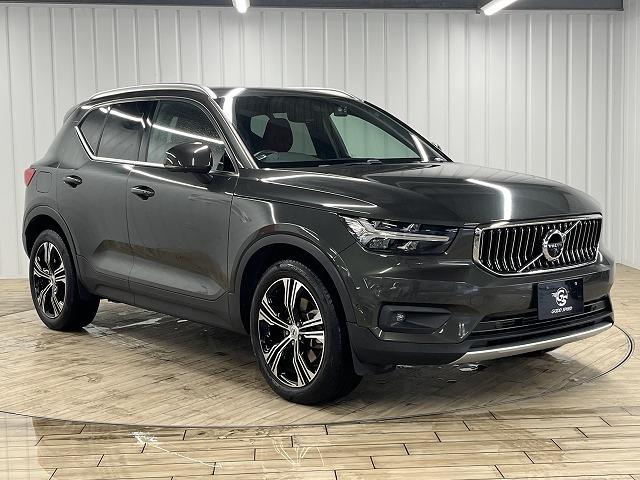 ＸＣ４０ Ｔ４　ＡＷＤ　インスクリプション　メーカーナビフルセグ　Ｂｌｕｅｔｏｏｔｈ　アダプティブクルコン　レーンキープ　４ＷＤ　全周囲カメラ　ブラインドアシスト　フルセグ　クリスタルシフト　本革　シートヒーター　ＬＥＤライト　ハーマンカードン（70枚目）