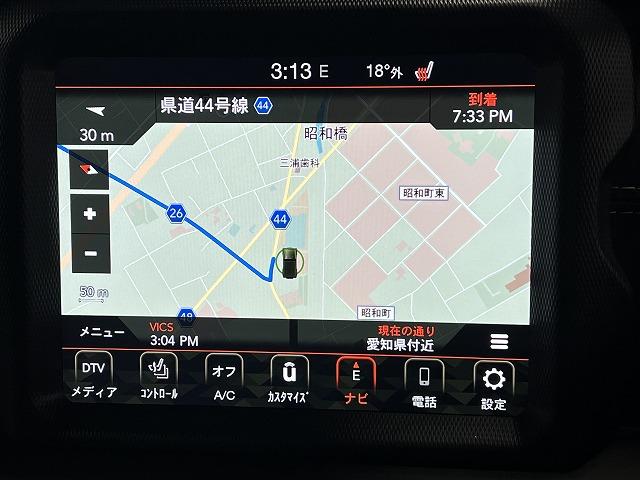 ジープ・ラングラーアンリミテッド サハラ　ＡｐｐｌｅＣａｒＰｌａｙ　ディスプレーオーディオ　Ｂｌｕｅｔｏｏｔｈ　４ＷＤ　メーカーナビ　シートヒーター　ＢＳＭ（ブラインドスポット）　アダプティブクルコン　背面ハードカバー（29枚目）