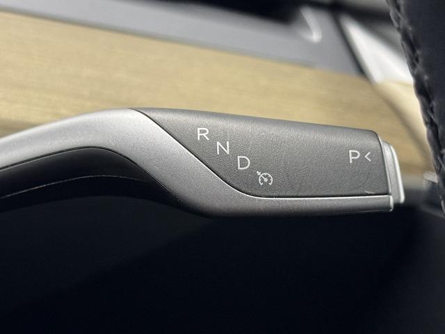 モデルＹ ＲＷＤ　黒革　ガラスルーフ　ナビ　シートヒーター　電動リアゲート　純正アルミホイール　パワーシート　ＬＥＤヘッドライト　ＥＴＣ　ステアリングヒーター　クリアランスソナー（40枚目）