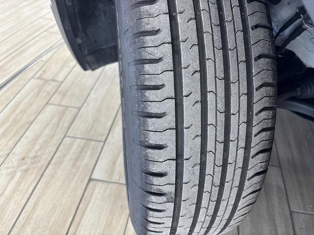Ｔ－クロス ＴＳＩ　Ａｃｔｉｖｅ　バーチャルコックピット　ブラインドスポット　アダプティブクルーズコントロール　クリアランスソナー　エマブレ　ＬＥＤヘッドライト　パーキングアシスト　バックモニター　プッシュスタート（26枚目）