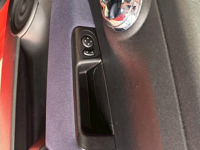 ５００ ツインエア　カルト　ユーザー買取車　ＡｐｐｌｅＣａｒＰｌａｙ　純正ディスプレイオーディオ　Ｂｌｕｅｔｏｏｔｈ　ＵＳＢポート　ＥＴＣ　クルーズコントロール　パドルシフト　キーレスエントリー（51枚目）