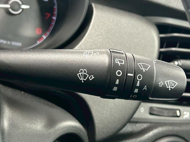 ５００Ｘ ベースグレード　ＡｐｐｌｅＣａｒＰｌａｙ／ＥＴＣ車載器／バックカメラ／シートヒーター／クリアランスソナー／純正アルミホイール／クルーズコントロール／ＥＴＣ／オートライト（38枚目）