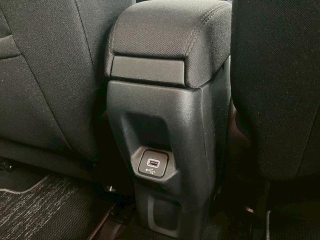 ジープ・レネゲード ロンジチュード　ＡｐｐｌｅＣａｒＰｌａｙ／バックカメラ／Ｂｌｕｅｔｏｏｔｈ接続／クルーズコントロール／ブラインドスポットモニター／ステアリングスイッチ／バックカメラ／プッシュスタート／コーナーセンサー（53枚目）