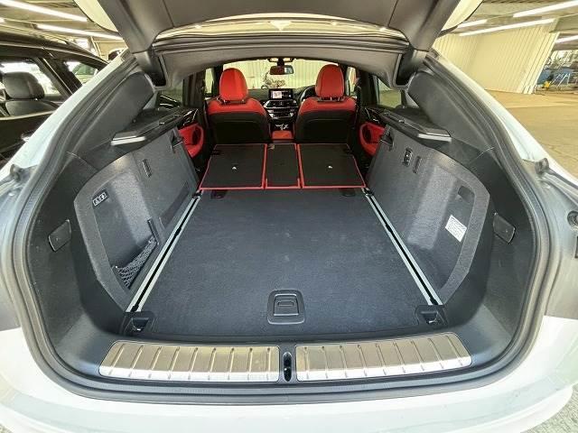 X4 xDrive 20d M Sport メリノレザー/サンルーフ/AppleCarPlay/HUD/フルセグ/パドルシフト/シートヒーター/パワーシート/レザーシート/ヘッドアップディスプレイ/電動リアゲート/クルーズコントロール(18枚目)