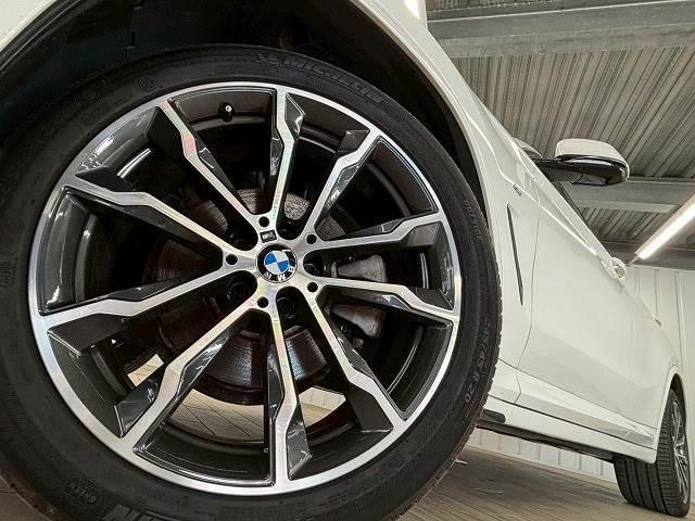 X4 xDrive 20d M Sport メリノレザー/サンルーフ/AppleCarPlay/HUD/フルセグ/パドルシフト/シートヒーター/パワーシート/レザーシート/ヘッドアップディスプレイ/電動リアゲート/クルーズコントロール(19枚目)