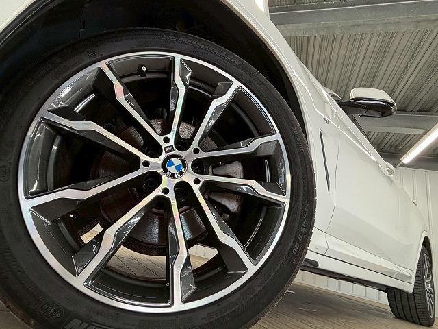 X4 xDrive 20d M Sport メリノレザー/サンルーフ/AppleCarPlay/HUD/フルセグ/パドルシフト/シートヒーター/パワーシート/レザーシート/ヘッドアップディスプレイ/電動リアゲート/クルーズコントロール(73枚目)