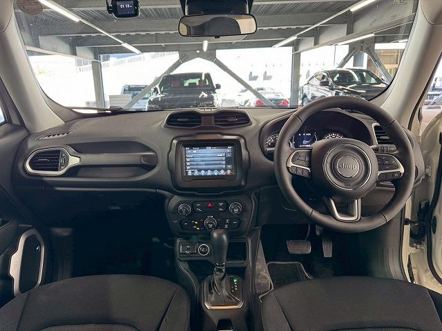 ジープ・レネゲード ロンジチュード　純正ディスプレイオーディオ／ＡｐｐｌｅＣａｒｐｌａｙ／アンドロイドオート／バックカメラ／Ｂｌｕｅｔｏｏｔｈ／ブラインドスポットモニター／レーンキープアシスト／クリアランスソナー（38枚目）