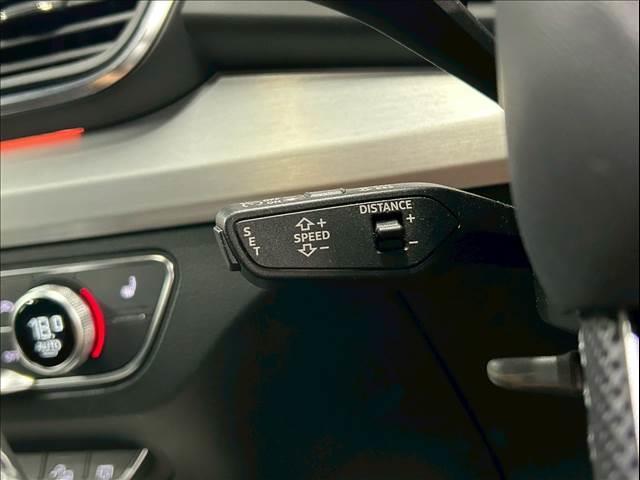Ｑ５スポーツバック ４０　ＴＤＩ　ｑｕａｔｔｒｏ　Ｓ　ｌｉｎｅ　ＡｐｐｌｅＣａｒＰｌａｙ／ブラックスタイリング／１９インチ／パワーシート／全周囲カメラ／シートヒーター／クリアランスソナー／パーキングアシスト／電動リアゲート／ＵＳＢポート／シートメモリー／ＥＴＣ（8枚目）