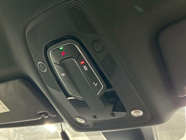 Ｑ５スポーツバック ４０　ＴＤＩ　ｑｕａｔｔｒｏ　Ｓ　ｌｉｎｅ　ＡｐｐｌｅＣａｒＰｌａｙ／ブラックスタイリング／１９インチ／パワーシート／全周囲カメラ／シートヒーター／クリアランスソナー／パーキングアシスト／電動リアゲート／ＵＳＢポート／シートメモリー／ＥＴＣ（44枚目）
