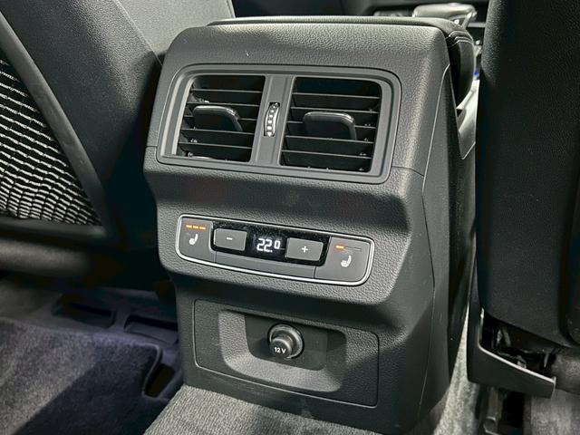 Ｑ５スポーツバック ４０　ＴＤＩ　ｑｕａｔｔｒｏ　Ｓ　ｌｉｎｅ　ＡｐｐｌｅＣａｒＰｌａｙ／ブラックスタイリング／１９インチ／パワーシート／全周囲カメラ／シートヒーター／クリアランスソナー／パーキングアシスト／電動リアゲート／ＵＳＢポート／シートメモリー／ＥＴＣ（46枚目）