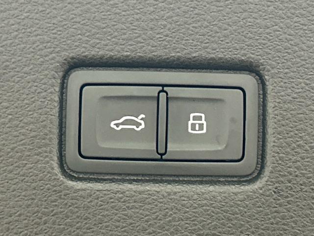 Ｑ５スポーツバック ４０　ＴＤＩ　ｑｕａｔｔｒｏ　Ｓ　ｌｉｎｅ　ＡｐｐｌｅＣａｒＰｌａｙ／ブラックスタイリング／１９インチ／パワーシート／全周囲カメラ／シートヒーター／クリアランスソナー／パーキングアシスト／電動リアゲート／ＵＳＢポート／シートメモリー／ＥＴＣ（48枚目）