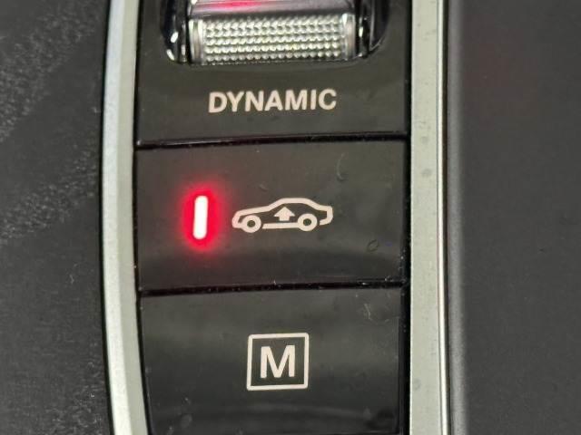 GLC GLC 220 d 4MATIC クーペ AMGライン パノラマサンルーフ/ブラインドスポットモニター/フルセグTV/全周囲カメラ/アダプティブクルーズコントロール/パドルシフト/シートシーター/パワーシート/パワーバックドア/LEDヘッドライト/(6枚目)