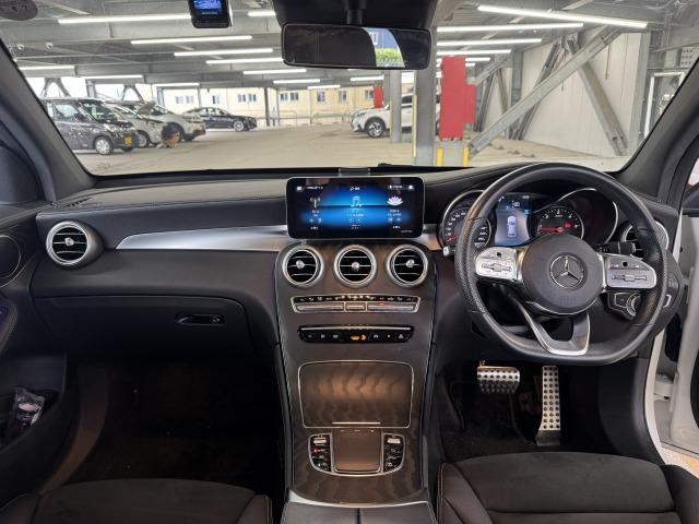 GLC GLC 220 d 4MATIC クーペ AMGライン パノラマサンルーフ/ブラインドスポットモニター/フルセグTV/全周囲カメラ/アダプティブクルーズコントロール/パドルシフト/シートシーター/パワーシート/パワーバックドア/LEDヘッドライト/(42枚目)