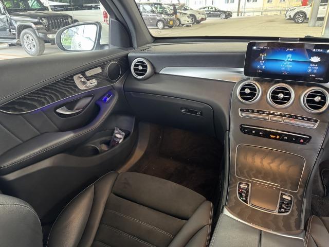 GLC GLC 220 d 4MATIC クーペ AMGライン パノラマサンルーフ/ブラインドスポットモニター/フルセグTV/全周囲カメラ/アダプティブクルーズコントロール/パドルシフト/シートシーター/パワーシート/パワーバックドア/LEDヘッドライト/(44枚目)