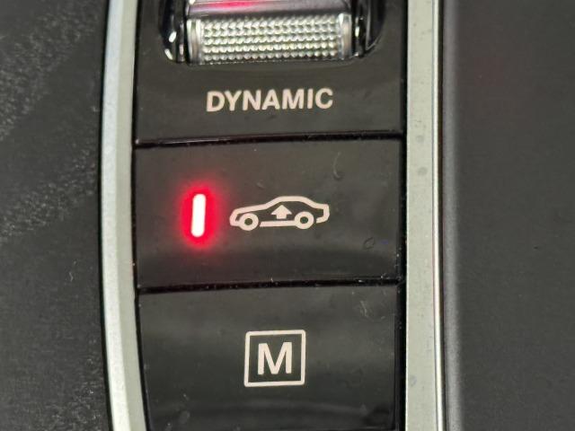 GLC GLC 220 d 4MATIC クーペ AMGライン パノラマサンルーフ/ブラインドスポットモニター/フルセグTV/全周囲カメラ/アダプティブクルーズコントロール/パドルシフト/シートシーター/パワーシート/パワーバックドア/LEDヘッドライト/(57枚目)