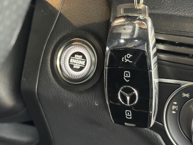 GLC GLC 220 d 4MATIC クーペ AMGライン パノラマサンルーフ/ブラインドスポットモニター/フルセグTV/全周囲カメラ/アダプティブクルーズコントロール/パドルシフト/シートシーター/パワーシート/パワーバックドア/LEDヘッドライト/(71枚目)