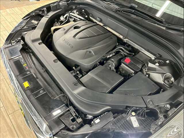 ＸＣ６０ Ｄ４　ＡＷＤ　Ｍｏｍｅｎｔｕｍ　ＡｐｐｌｅＣａｒＰｌａｙ／電動リアゲート／シートヒーター／オートエアコン／パワーシート／シートメモリー／全周囲カメラ／パーキングアシスト／ブラインドアシスト／フルセグ／ＵＳＢポート／クルーズコントロー（12枚目）