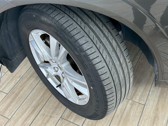 ＸＣ６０ Ｄ４　ＡＷＤ　Ｍｏｍｅｎｔｕｍ　ＡｐｐｌｅＣａｒＰｌａｙ／電動リアゲート／シートヒーター／オートエアコン／パワーシート／シートメモリー／全周囲カメラ／パーキングアシスト／ブラインドアシスト／フルセグ／ＵＳＢポート／クルーズコントロー（79枚目）