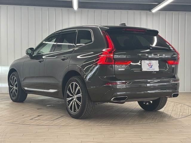 ＸＣ６０ Ｂ５　ＡＷＤ　インスクリプション　ハーマンカードン／ＡｐｐｌｅＣａｒＰｌａｙ／茶革シート／シートヒーター／シートクーラー／レーダークルーズコントロール／ヘッドアップディスプレイ／１９インチアルミ／全方位カメラ／Ｂｌｕｅｔｏｏｔｈ接続／（17枚目）