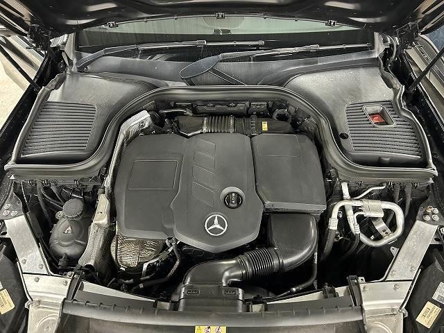 ＧＬＣ ＧＬＣ２２０ｄ　４マチック　ＡＭＧライン　純正ナビ／Ｂｌｕｅｔｏｏｔｈ／全周囲カメラ／フルセグＴＶ／シートヒーター／エアサスペンション／アダプティブクルーズコントロール／ブラインドスポットモニター／電動リアゲート／ＬＥＤヘッドライト（12枚目）