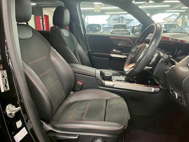 GLB GLB200d 4マチック AMGライン 全周囲カメラ/フルセグ/シートヒーター/ブラインドスポット/パワーテールゲート/アダプティブクルーズコントロール/LEDヘッドライト/パドルシフト/メーカーナビ/ETC/プッシュスタート/純正アルミ(7枚目)