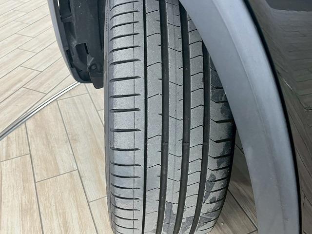 GLB GLB200d 4マチック AMGライン 全周囲カメラ/フルセグ/シートヒーター/ブラインドスポット/パワーテールゲート/アダプティブクルーズコントロール/LEDヘッドライト/パドルシフト/メーカーナビ/ETC/プッシュスタート/純正アルミ(22枚目)