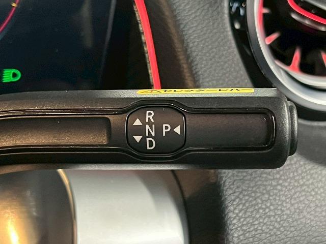 GLB GLB200d 4マチック AMGライン 全周囲カメラ/フルセグ/シートヒーター/ブラインドスポット/パワーテールゲート/アダプティブクルーズコントロール/LEDヘッドライト/パドルシフト/メーカーナビ/ETC/プッシュスタート/純正アルミ(49枚目)