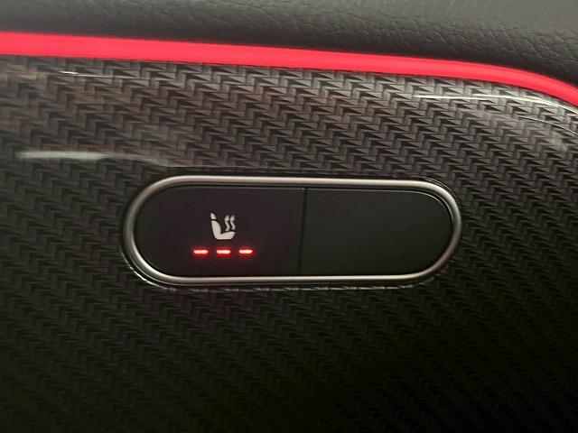 GLB GLB200d 4マチック AMGライン 全周囲カメラ/フルセグ/シートヒーター/ブラインドスポット/パワーテールゲート/アダプティブクルーズコントロール/LEDヘッドライト/パドルシフト/メーカーナビ/ETC/プッシュスタート/純正アルミ(55枚目)