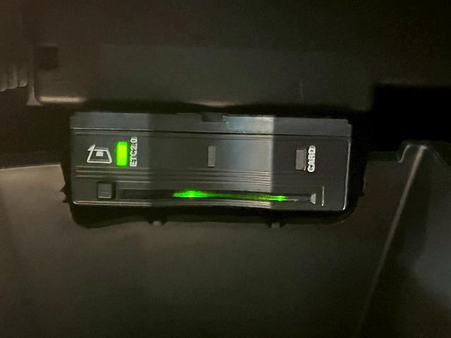 GLB GLB200d 4マチック AMGライン 全周囲カメラ/フルセグ/シートヒーター/ブラインドスポット/パワーテールゲート/アダプティブクルーズコントロール/LEDヘッドライト/パドルシフト/メーカーナビ/ETC/プッシュスタート/純正アルミ(57枚目)