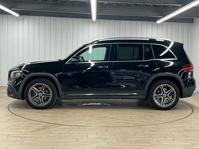 GLB GLB200d 4マチック AMGライン 全周囲カメラ/フルセグ/シートヒーター/ブラインドスポット/パワーテールゲート/アダプティブクルーズコントロール/LEDヘッドライト/パドルシフト/メーカーナビ/ETC/プッシュスタート/純正アルミ(65枚目)