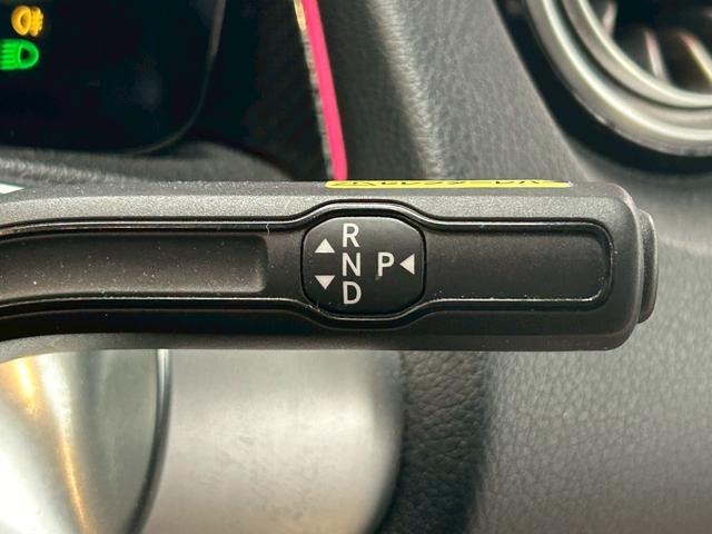 GLB GLB 200d AMGライン サンルーフ/全周囲カメラ/フルセグ/黒革/シートヒーター/パワーシート/ブラインドアシスト/アンビエントライト/クリアランスソナー/電動リアゲート/スマートキー/アダプティブクルーズコントロール(37枚目)