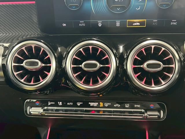 GLB GLB 200d AMGライン サンルーフ/全周囲カメラ/フルセグ/黒革/シートヒーター/パワーシート/ブラインドアシスト/アンビエントライト/クリアランスソナー/電動リアゲート/スマートキー/アダプティブクルーズコントロール(47枚目)