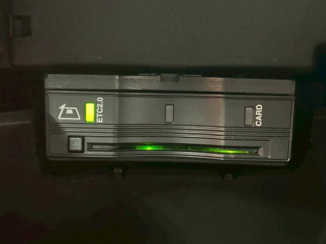 GLB GLB 200d AMGライン サンルーフ/全周囲カメラ/フルセグ/黒革/シートヒーター/パワーシート/ブラインドアシスト/アンビエントライト/クリアランスソナー/電動リアゲート/スマートキー/アダプティブクルーズコントロール(48枚目)