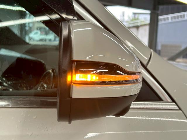 GLB GLB 200d AMGライン サンルーフ/全周囲カメラ/フルセグ/黒革/シートヒーター/パワーシート/ブラインドアシスト/アンビエントライト/クリアランスソナー/電動リアゲート/スマートキー/アダプティブクルーズコントロール(50枚目)