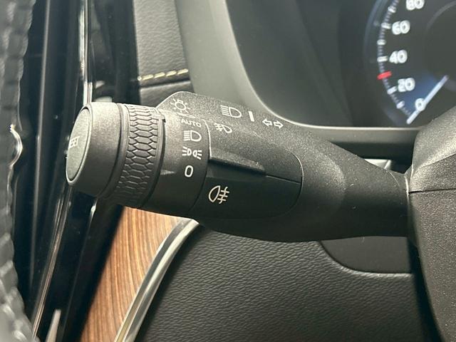 XC60 B5 AWD インスクリプション AppleCarPlay/ハーマンカードン/ベージュ革/シートヒーター/シートエアコン/ステアリングヒーター/全周囲カメラ/クルーズコントロール/フルセグ/パーキングアシスト/パワーシート/(38枚目)