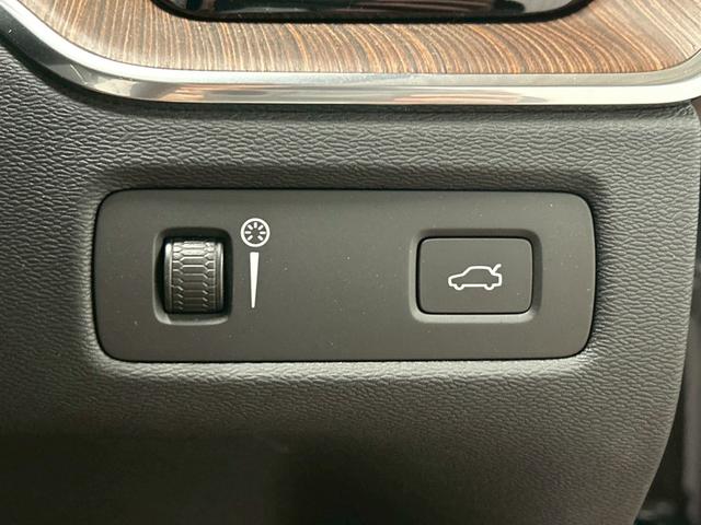 XC60 B5 AWD インスクリプション AppleCarPlay/ハーマンカードン/ベージュ革/シートヒーター/シートエアコン/ステアリングヒーター/全周囲カメラ/クルーズコントロール/フルセグ/パーキングアシスト/パワーシート/(49枚目)