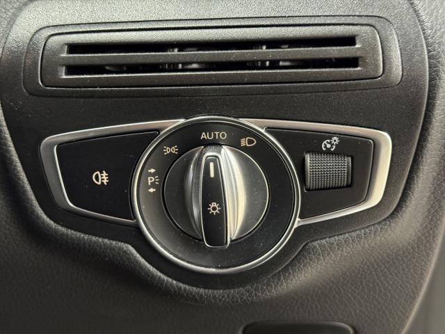 GLC GLC220d 4マチック クーペ AMGライン サンルーフ/ブルメスター/全方位カメラ/レザーエクスクルーシブPKG/ベンチレーション/シートヒーター/ブラインドスポット/パワーテールゲート/メーカーナビ/フルセグ/アンビエントライト(46枚目)